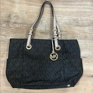 Michael Kors Black Signature Tote Bag